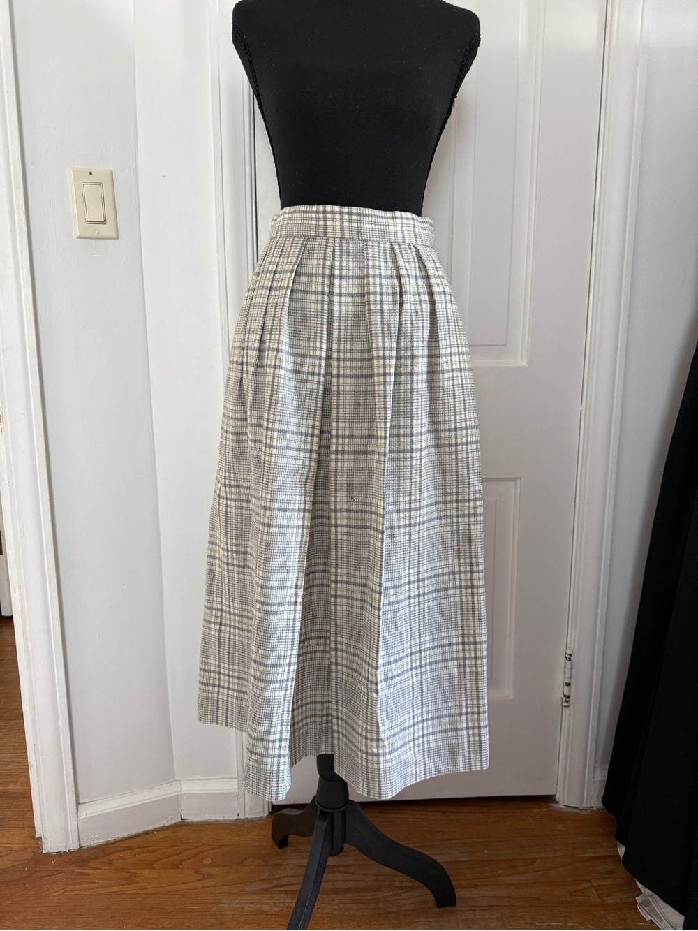 JH Collectibles Vintage Wool Grey Plaid Maxi Skirt